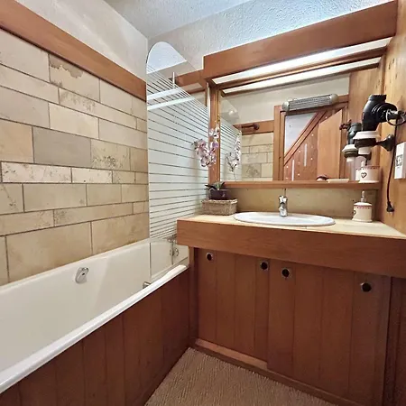 Cosy A Megeve: 3 Pieces + Mezzanine, 4 Couchages - Proche Remontees Mecaniques Et Golf - Fr-1-597-19 * Megève